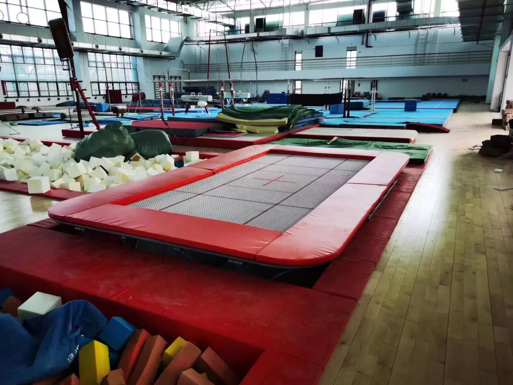 Gymnastic Trampoline